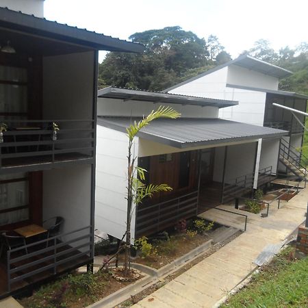 Ayana Holiday Resort Kundasang ภายนอก รูปภาพ
